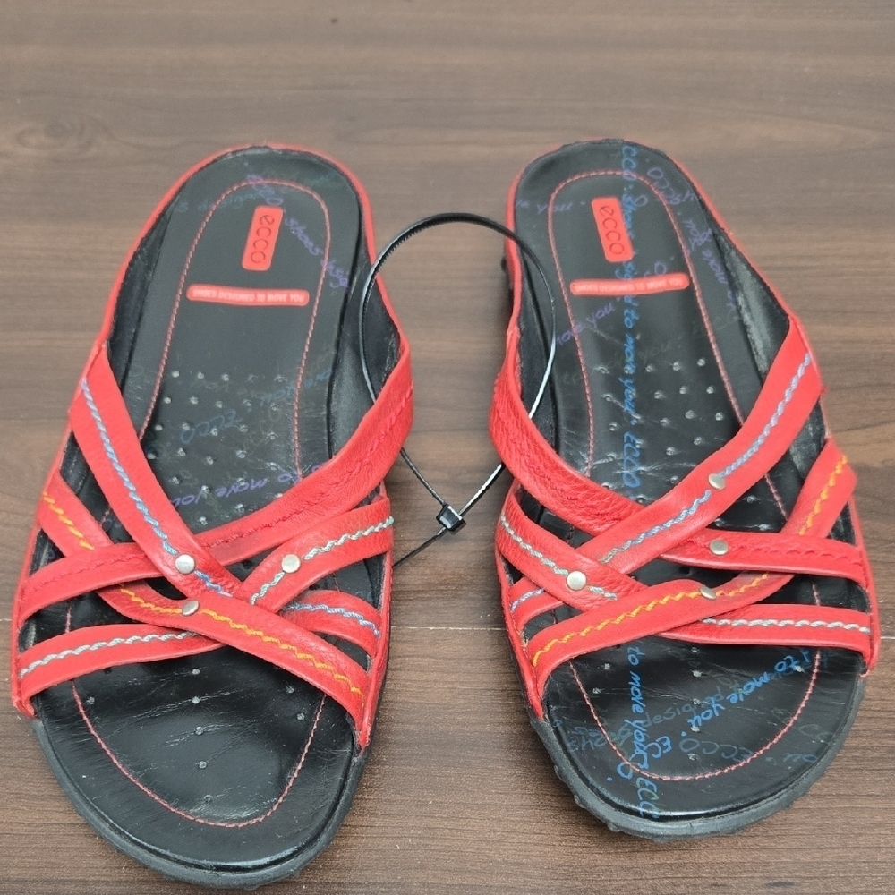 Ecco Size 37 Red Leather Slip On Sandals